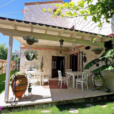 La Viva Alacati