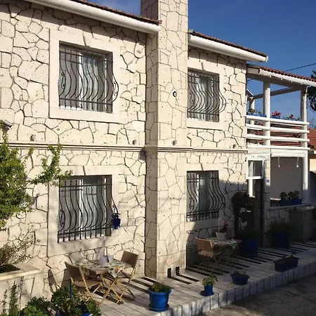بيت ضيافة La Viva Alacati