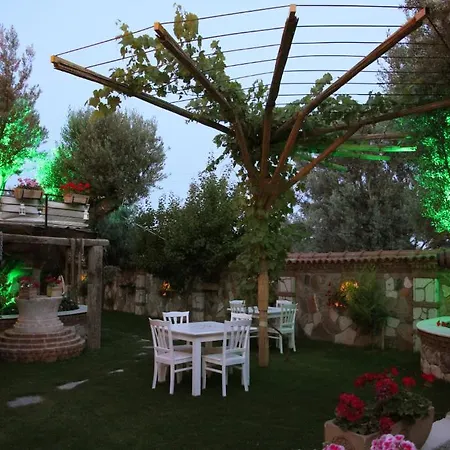 La Viva Alacati بيت ضيافة